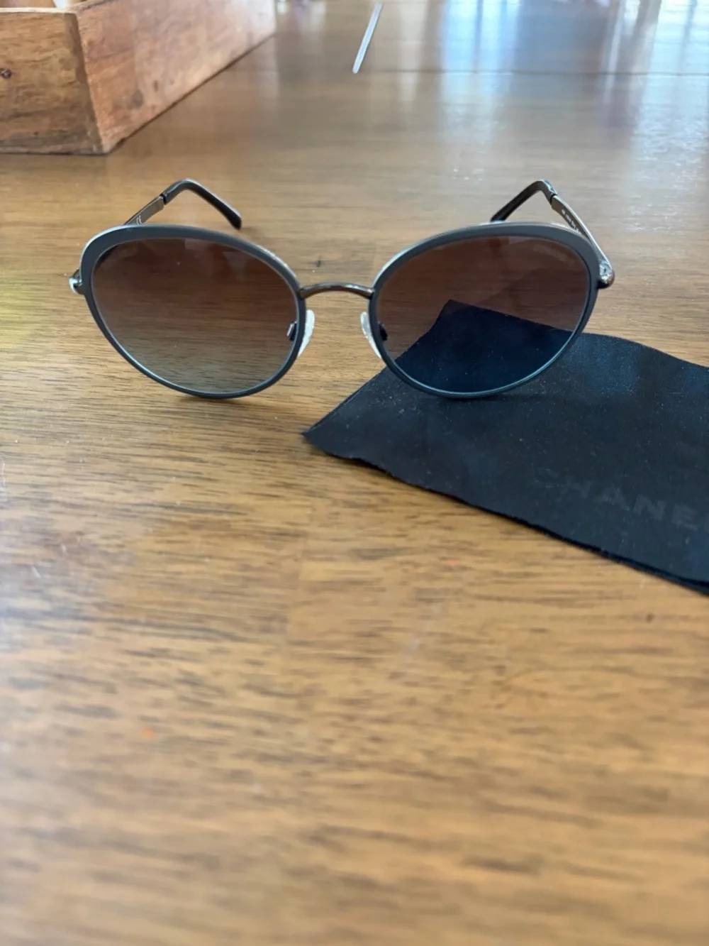 CHANEL Round Silver Metal Sunglasses with Dark Gradient Lenses - Picture 8 of 8